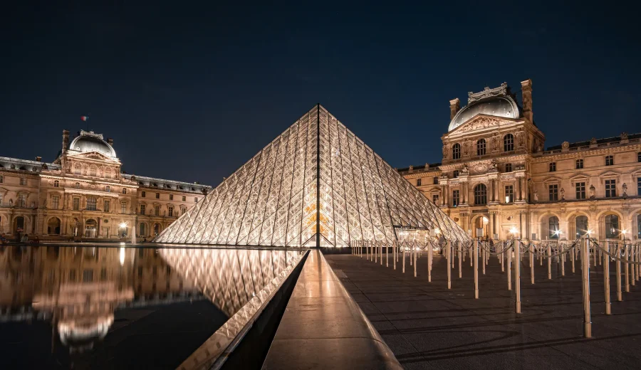 Musée du Louvre Paris France